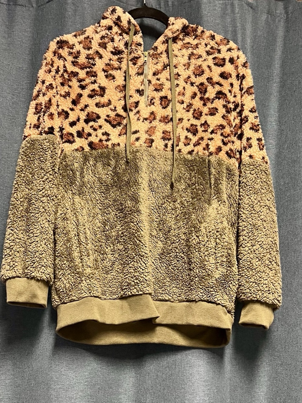 Color Block Animal Print Hoodie